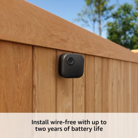 Buy Wireless Smart Security Camera Online | Battery-Powered HD Home Security Camera with Two-Way Talk