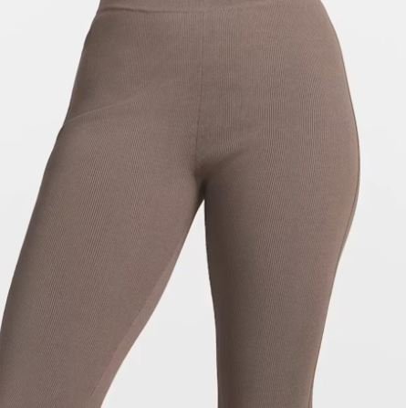 Buy Women's Capri Pants Online | Comfortable Stretch Capri Trousers for Everyday Wear