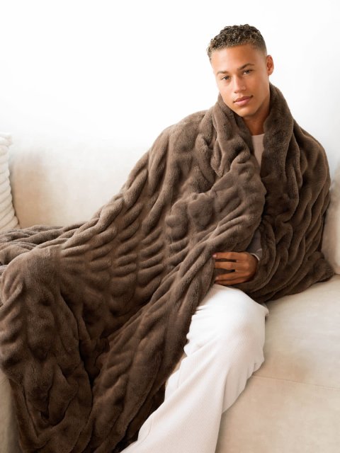 Buy Dreamer Blanket Online | Ultra Soft Cozy Throw Blanket for All-Season Comfort